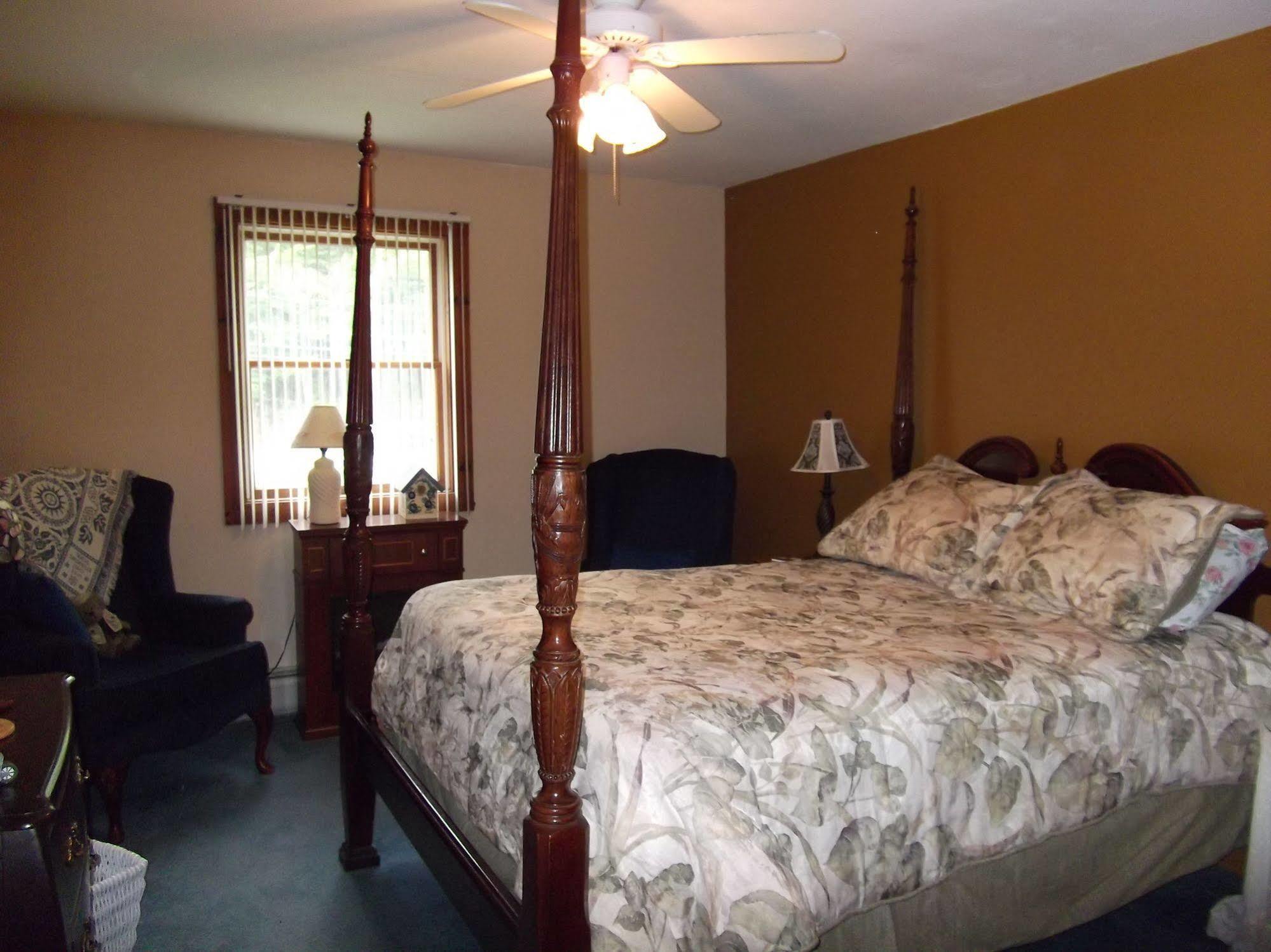 Bears Lair Inn Stowe Bagian luar foto